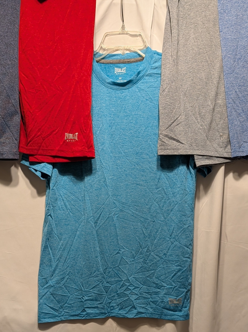 Lot Of Five Everlast Sport Men's Athletic Shirts with Wicking. Small.